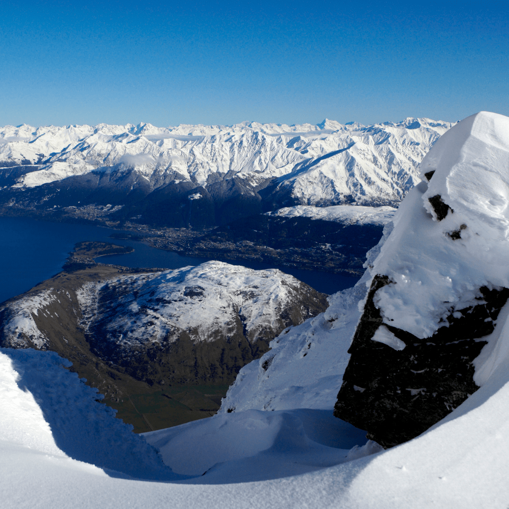 View of Lake Whakatipu and Queenstown from the Remarkables