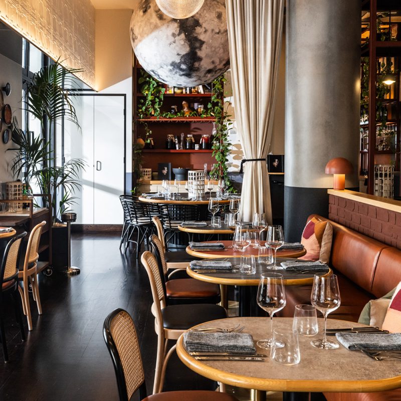 Jana Restaurant & Bar