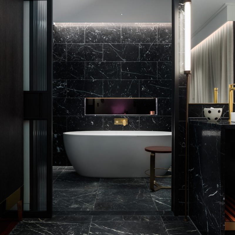 QTP - Executive King Bathroom