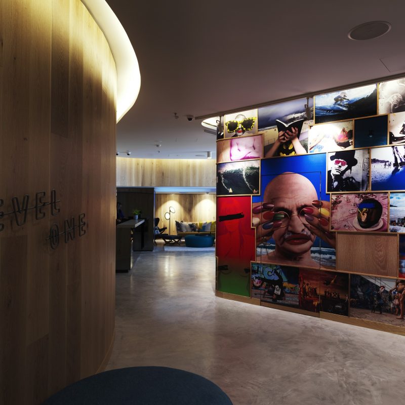 QT Bondi - Lobby & Shaun Gladwell Art Installation