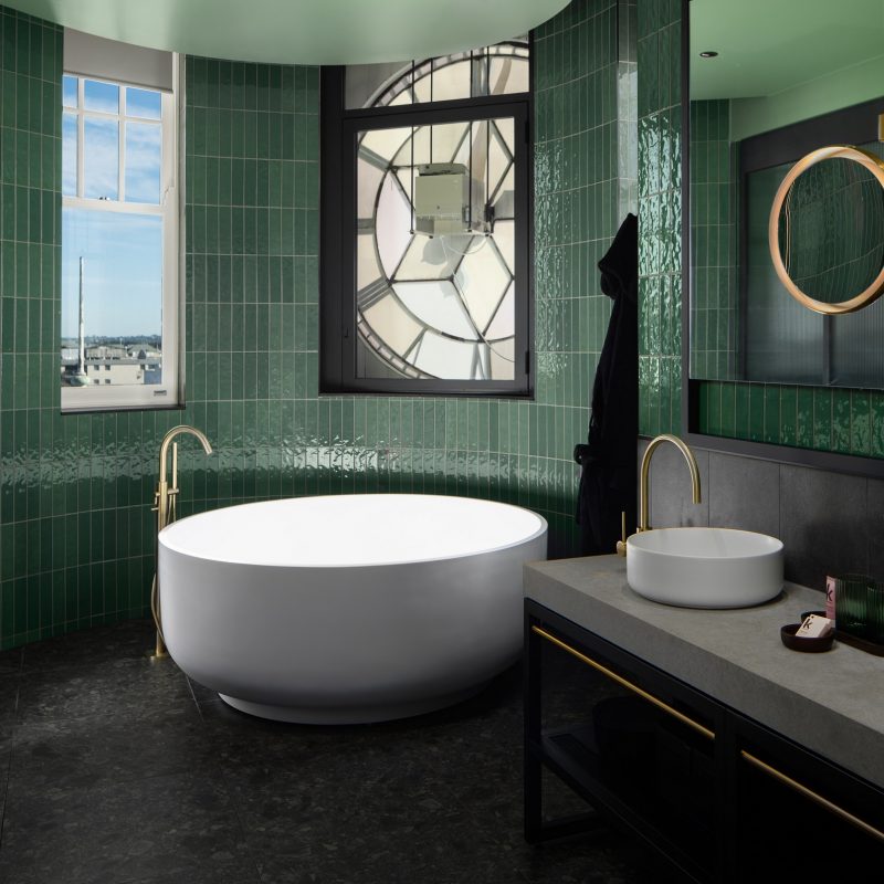 QT Newcastle Clock Suite Bathroom