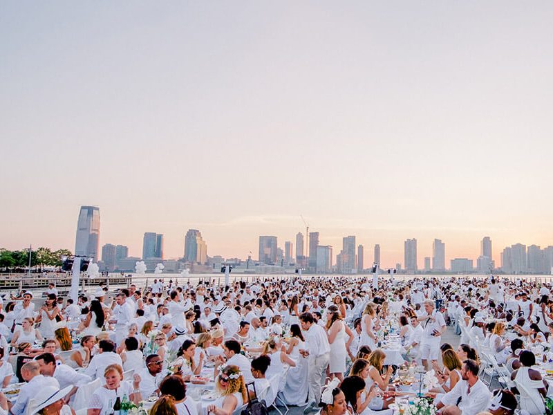 Dîner en Blanc: Picnic like a Pro