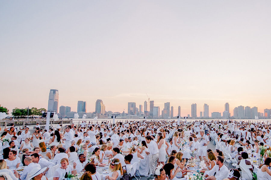 Dîner en Blanc: Picnic like a Pro
