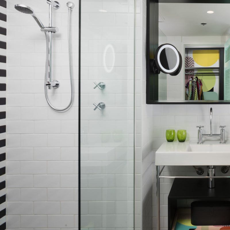 QT Gold Coast - Rooms - Bathroom