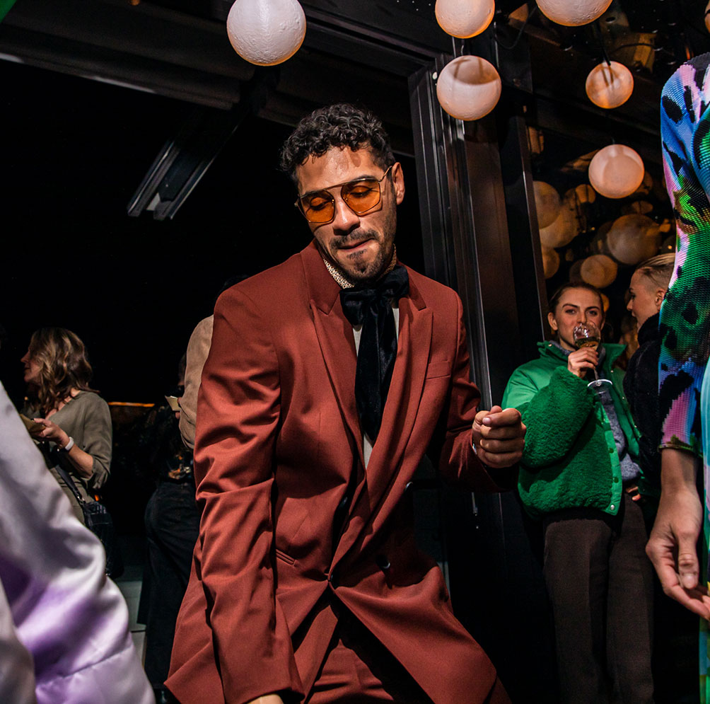 Stingray Fridays with Rumba Caliente